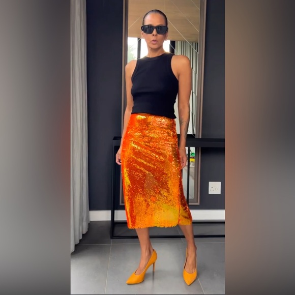 ZARA SEQUIN KNIT SKIRT - Picture 4 of 12